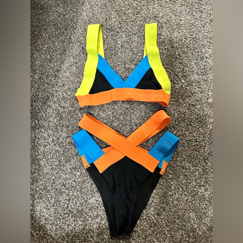 bandage bikini set